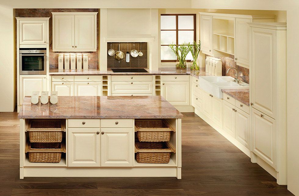 Küchenstudio Kurt Wolfsgruber Fischerweg 3, 4813 Altmünster kuechenkurt @aon.at